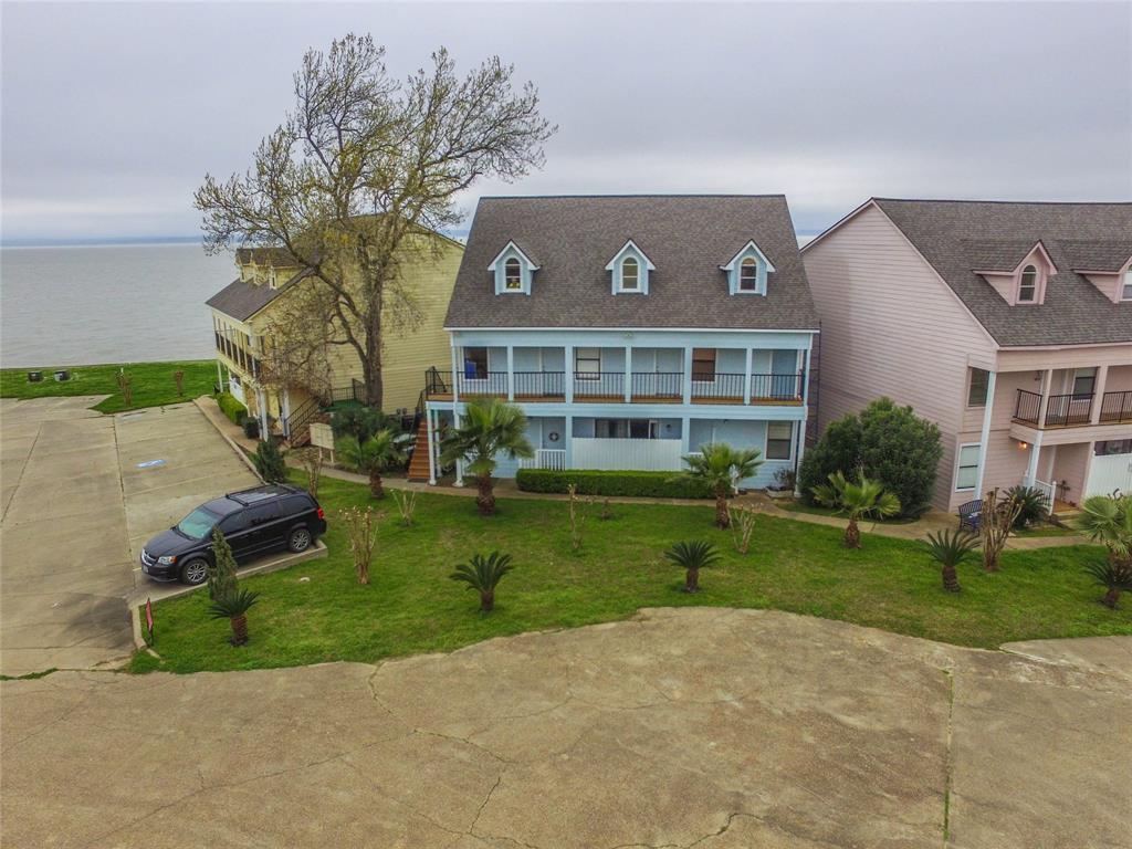 445 Carolcrest Lane - Photo 1