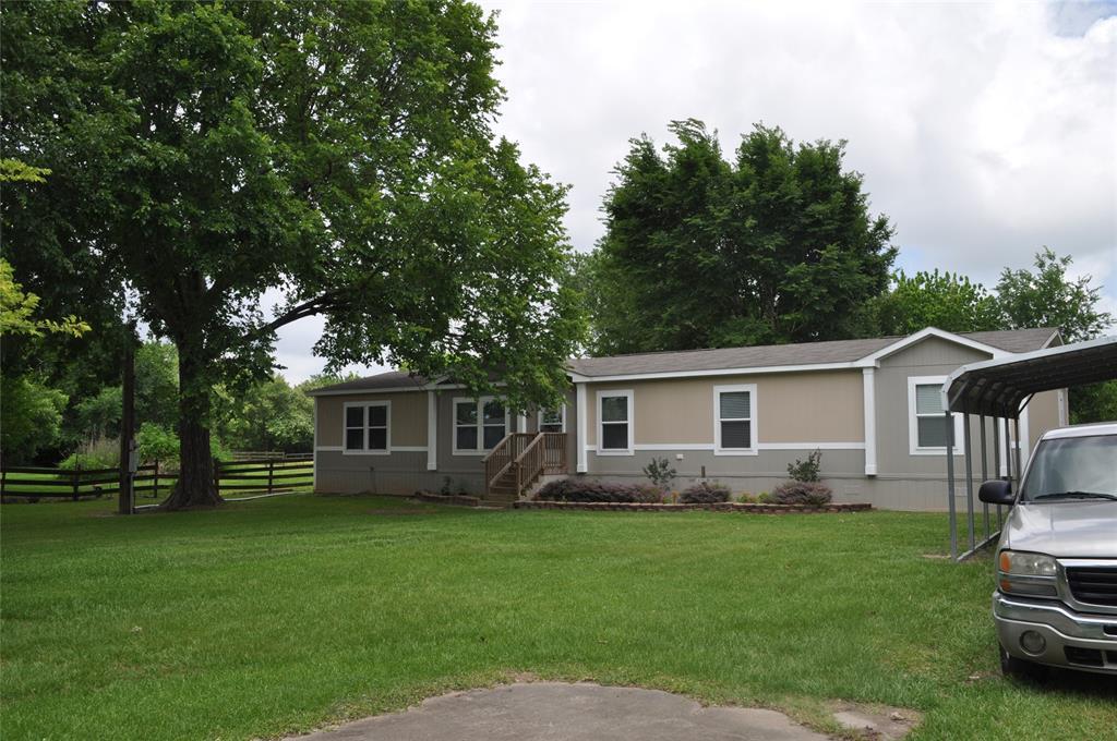 6915 Fm 646 - Photo 1