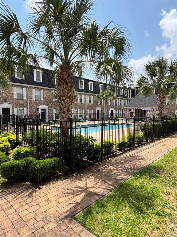 357 Post Oak Lane - Photo 1