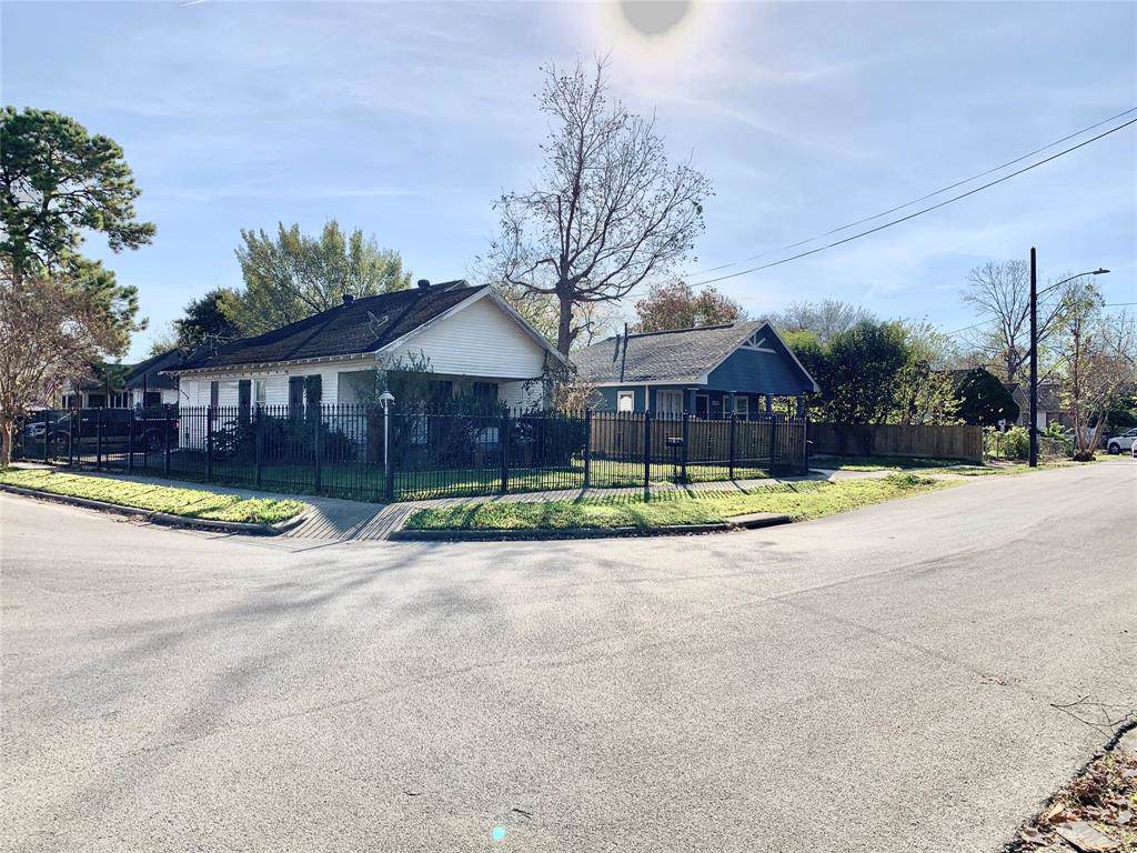 2718 Gano Street - Photo 1