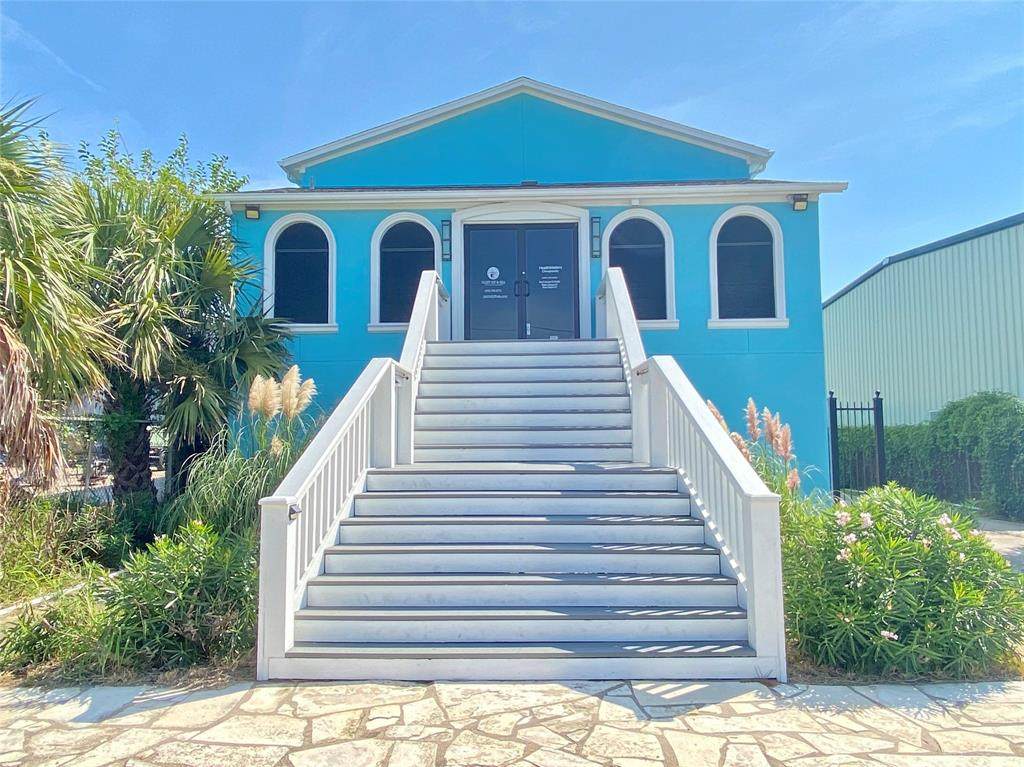 3622 85th Street - Photo 1