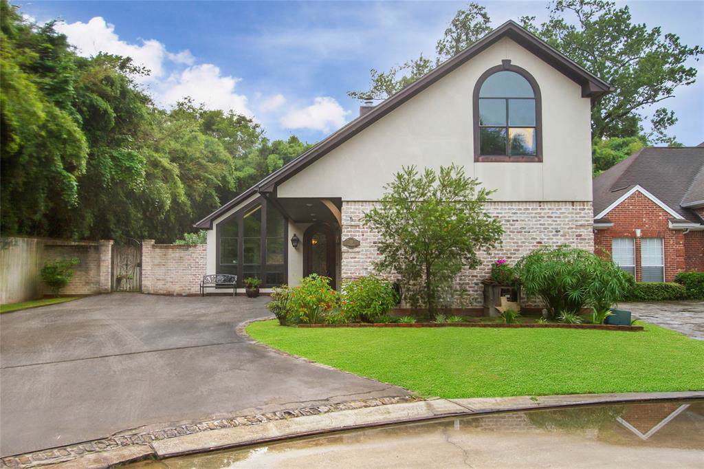 13 Waterford Gardens Drive - Photo 1