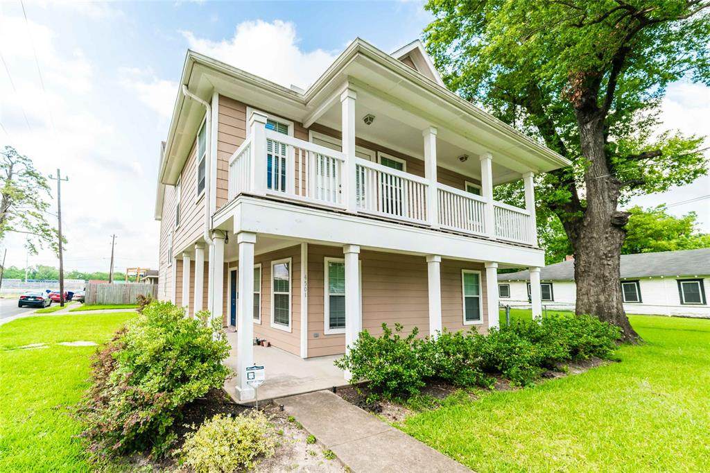 4501 Nichols Street - Photo 1