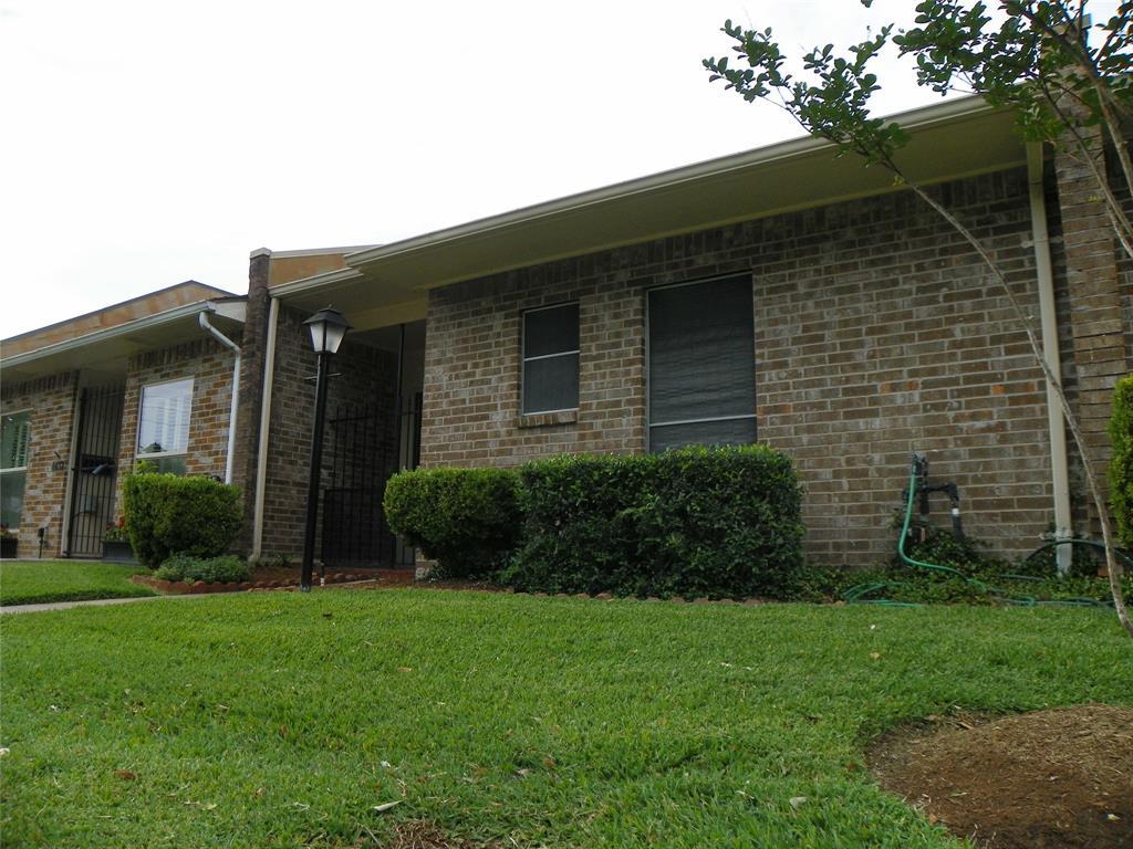 4430 Basswood Lane - Photo 1