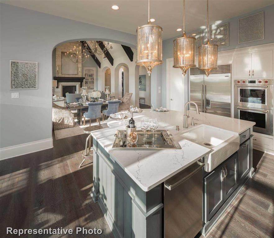 129 Larkhaven Drive - Photo 1