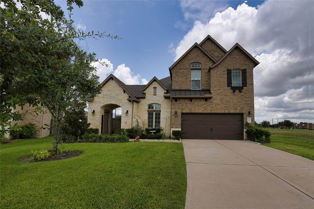 3302 Brampton Island Drive - Photo 1