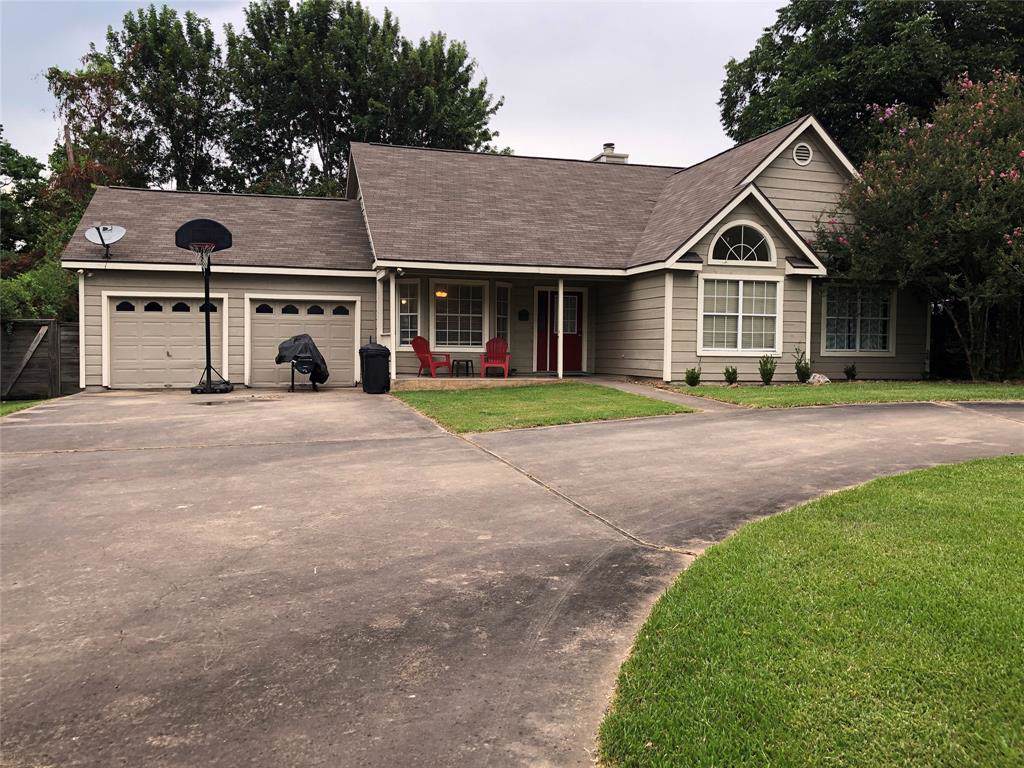 812 Calhoun Street - Photo 1