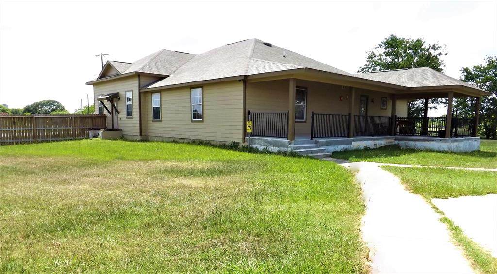 1218 Main Street - Photo 1