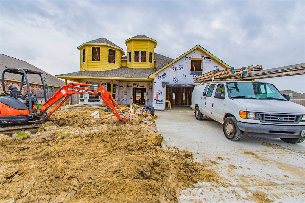 202 Brazos Drive - Photo 1