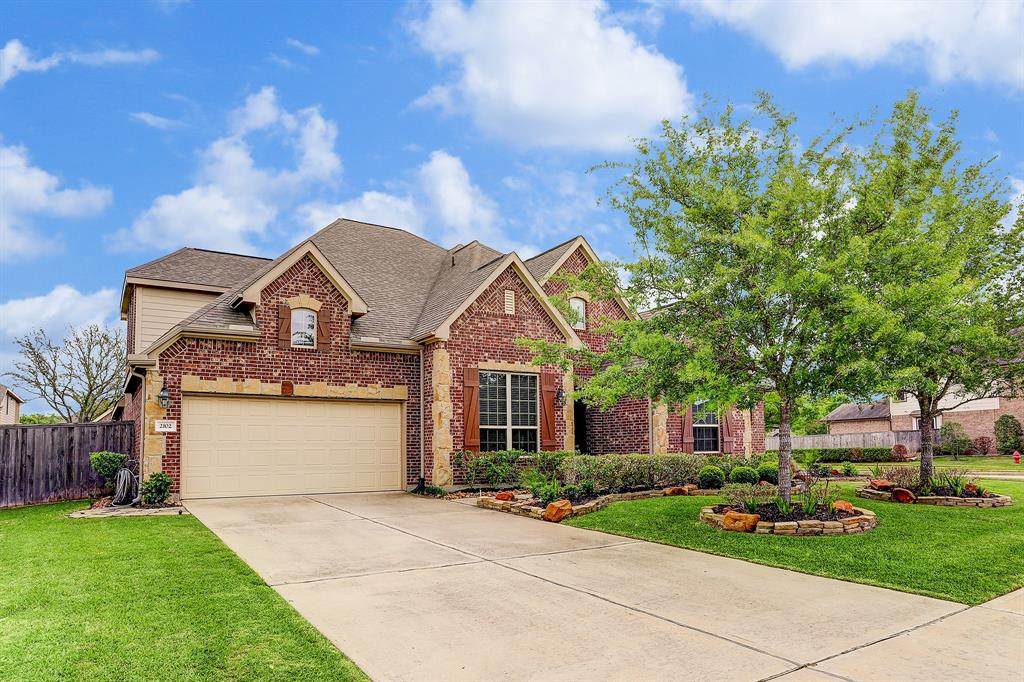 2102 Summer Gardens Lane - Photo 1