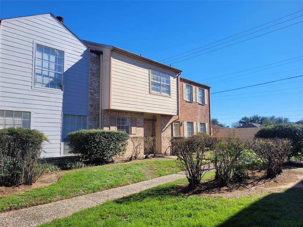 9200 Bellfort Avenue - Photo 1