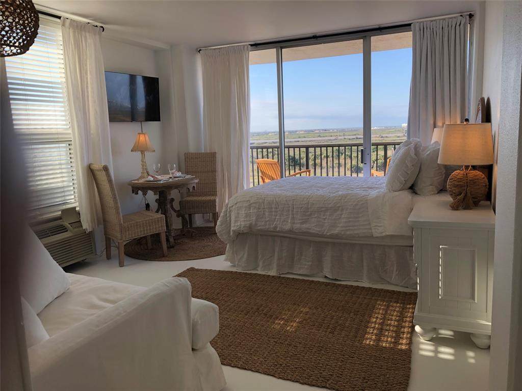 415 Beach Drive - Photo 1