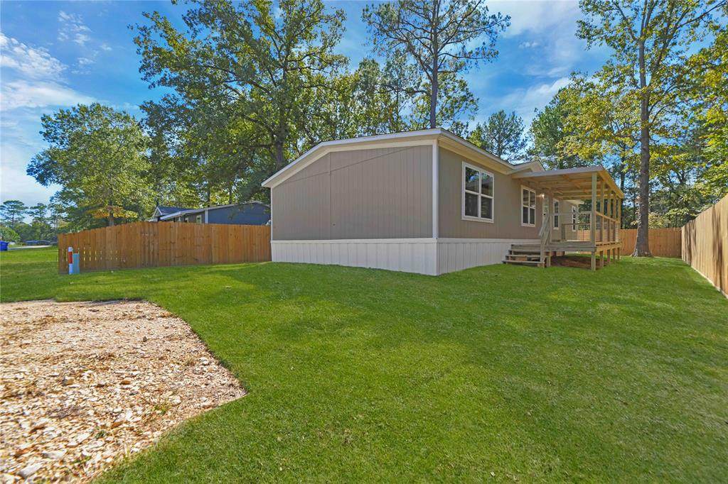 1140 Woodland Shores Drive - Photo 1