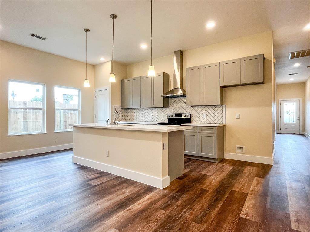 8923 Beau Monde Drive - Photo 1