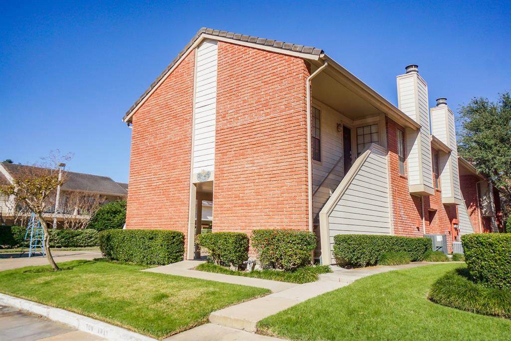 2211 Kirkwood Road - Photo 1