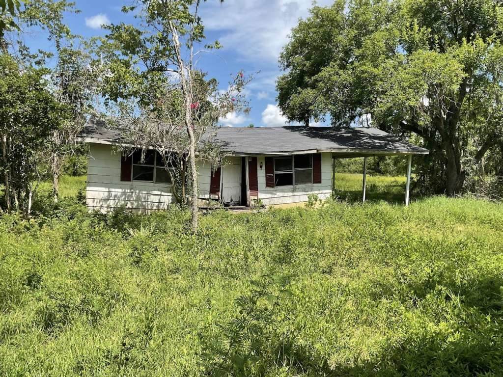 1857 County Road 318 - Photo 1