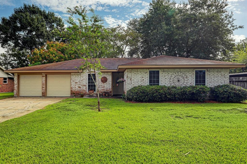 215 Highland Terrace - Photo 1