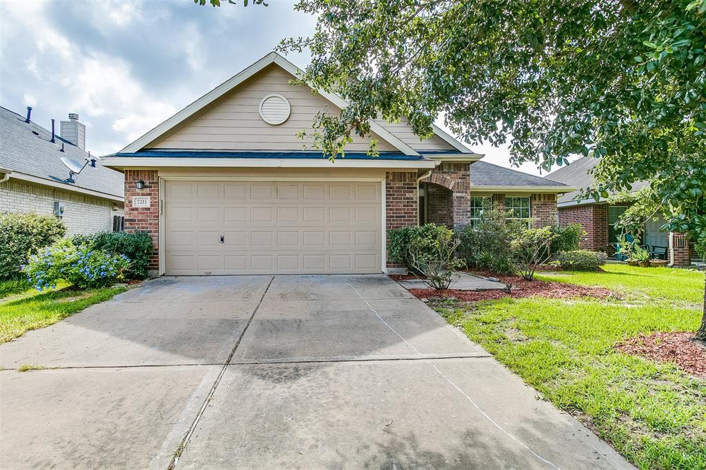 7211 Desert Bluff Lane - Photo 1