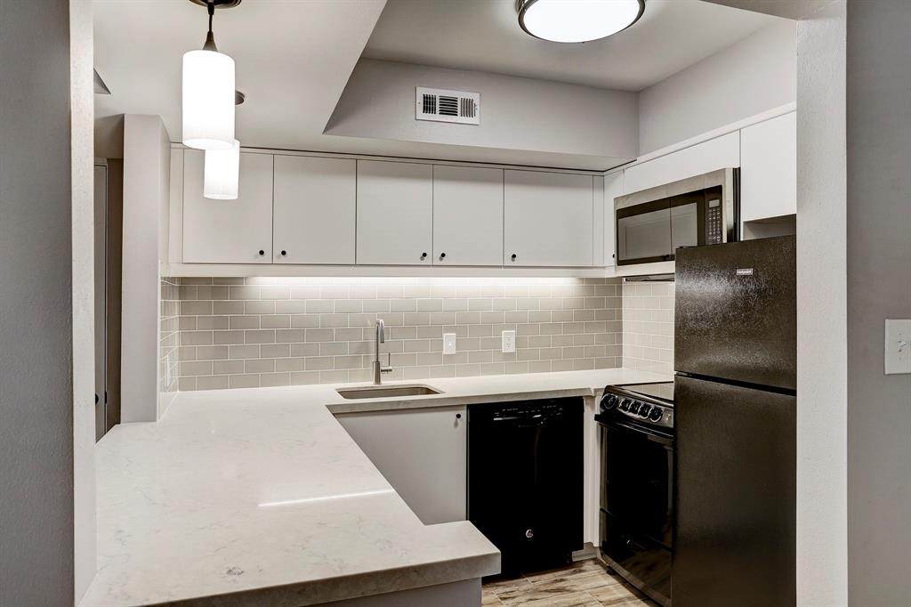 5353 Institute Lane - Photo 1
