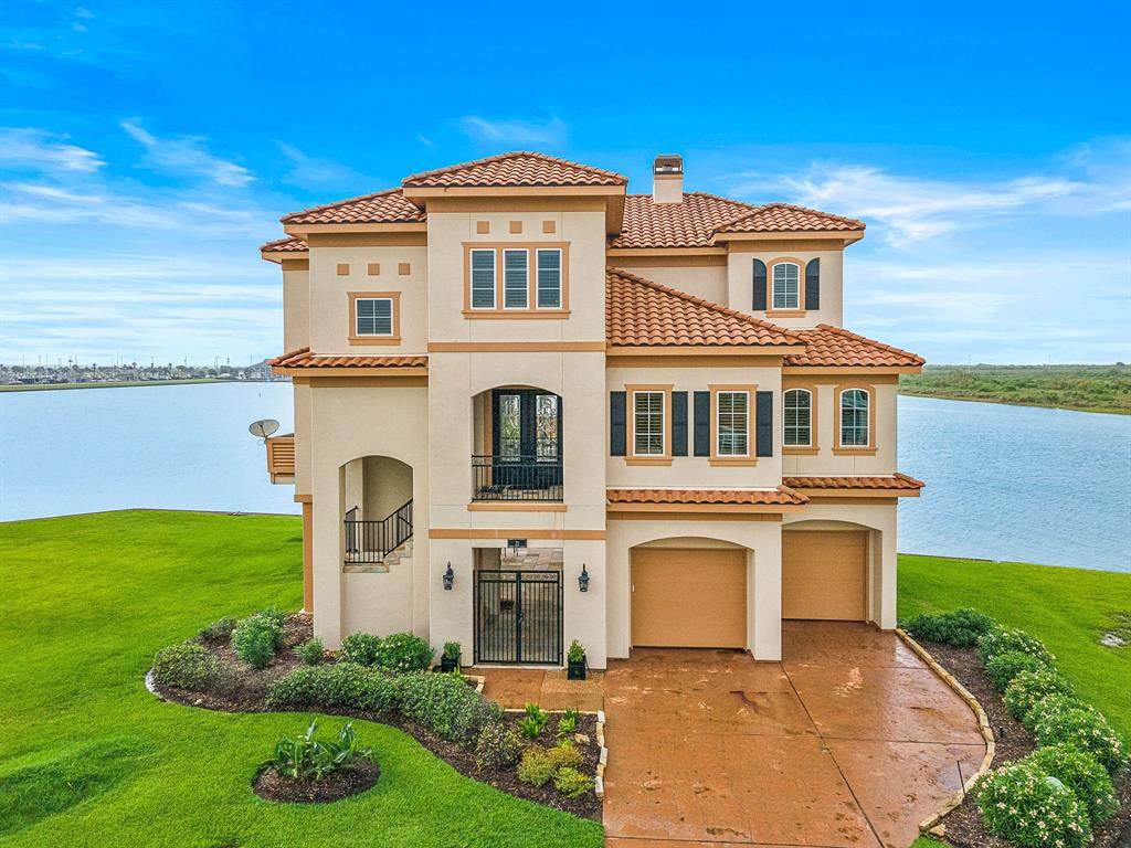 21 Loggerhead - Photo 1