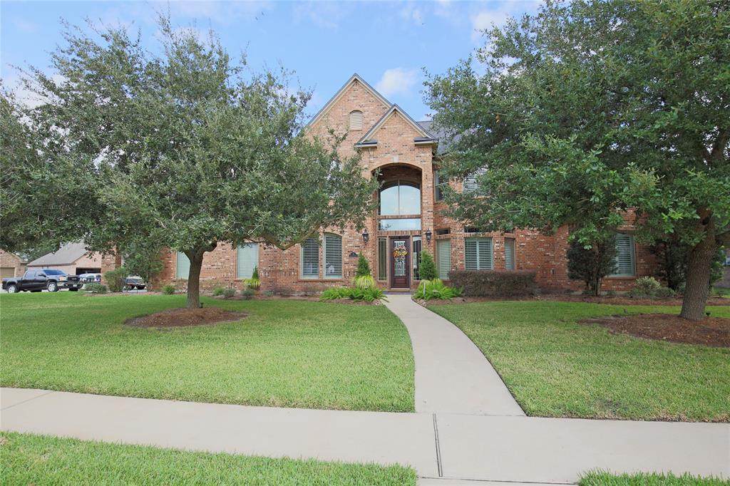 51 Deerwood Court - Photo 1