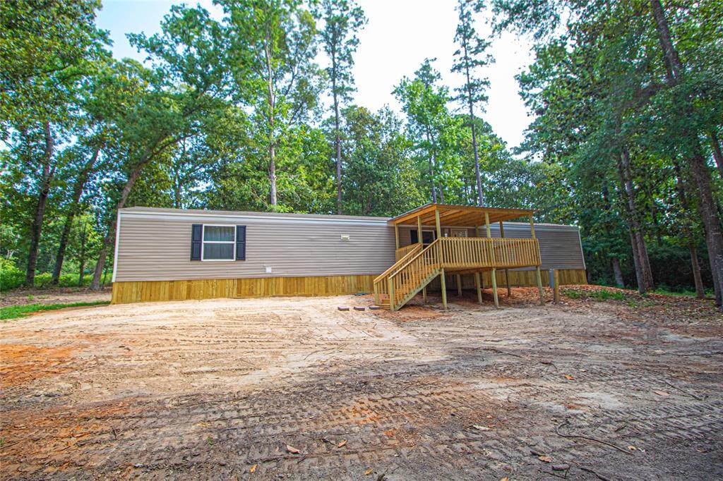 211 Eastern Drive - Photo 1