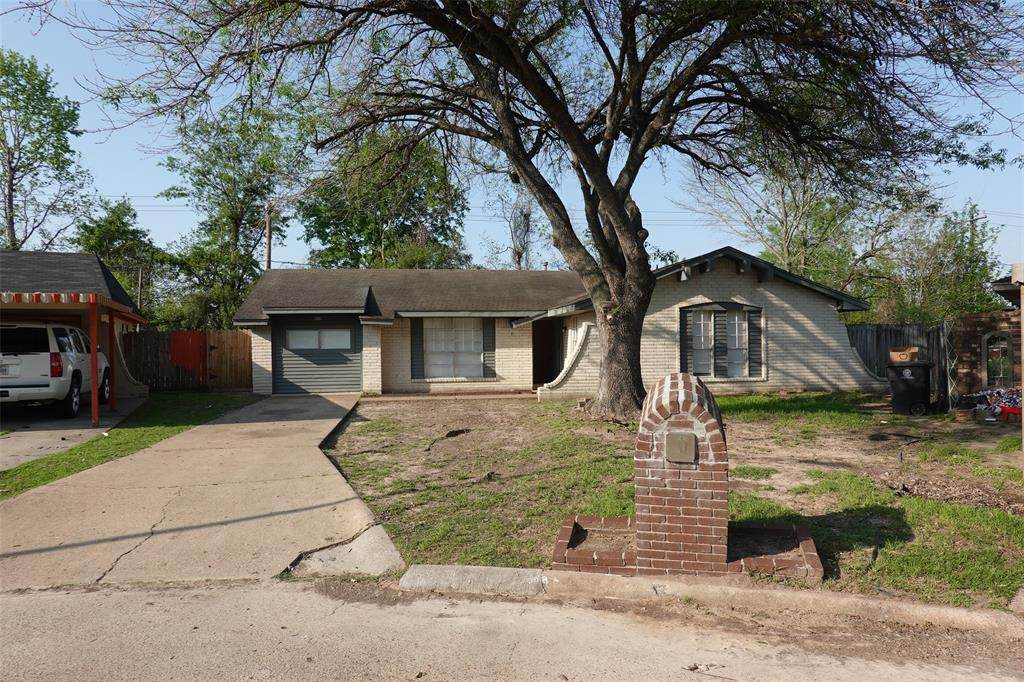 8618 Sunmoore Court - Photo 1
