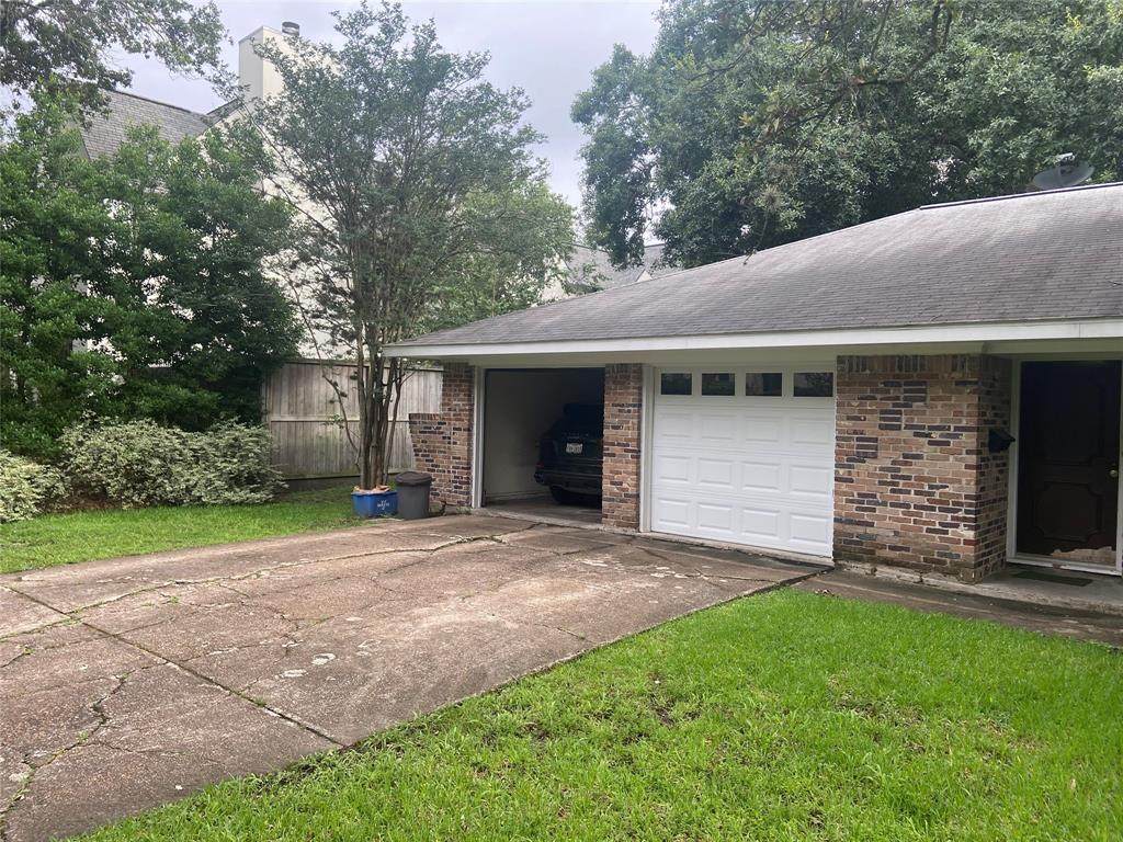 7508 Creekwood Drive - Photo 1