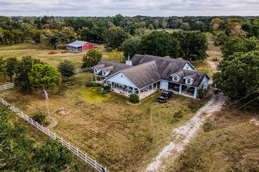 12018 Fm2620 Road - Photo 1