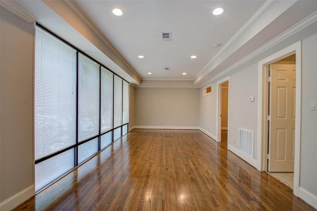 6503 Mapleridge Street - Photo 1