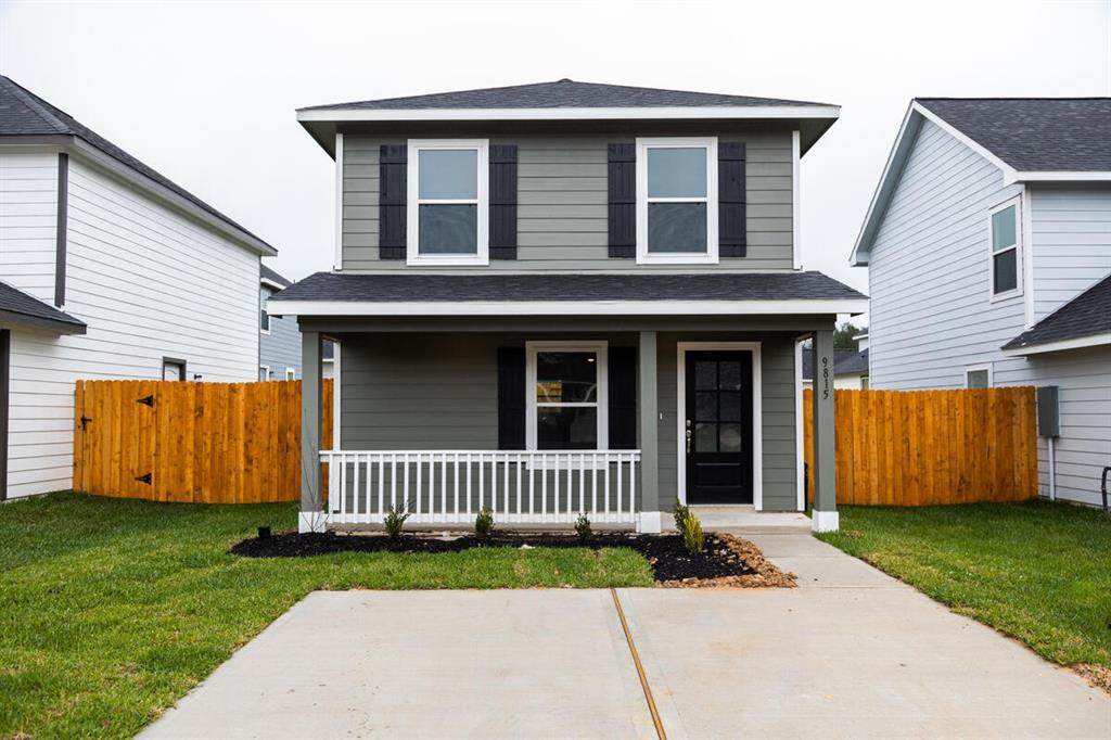 9815 Emerald Stone Way - Photo 1