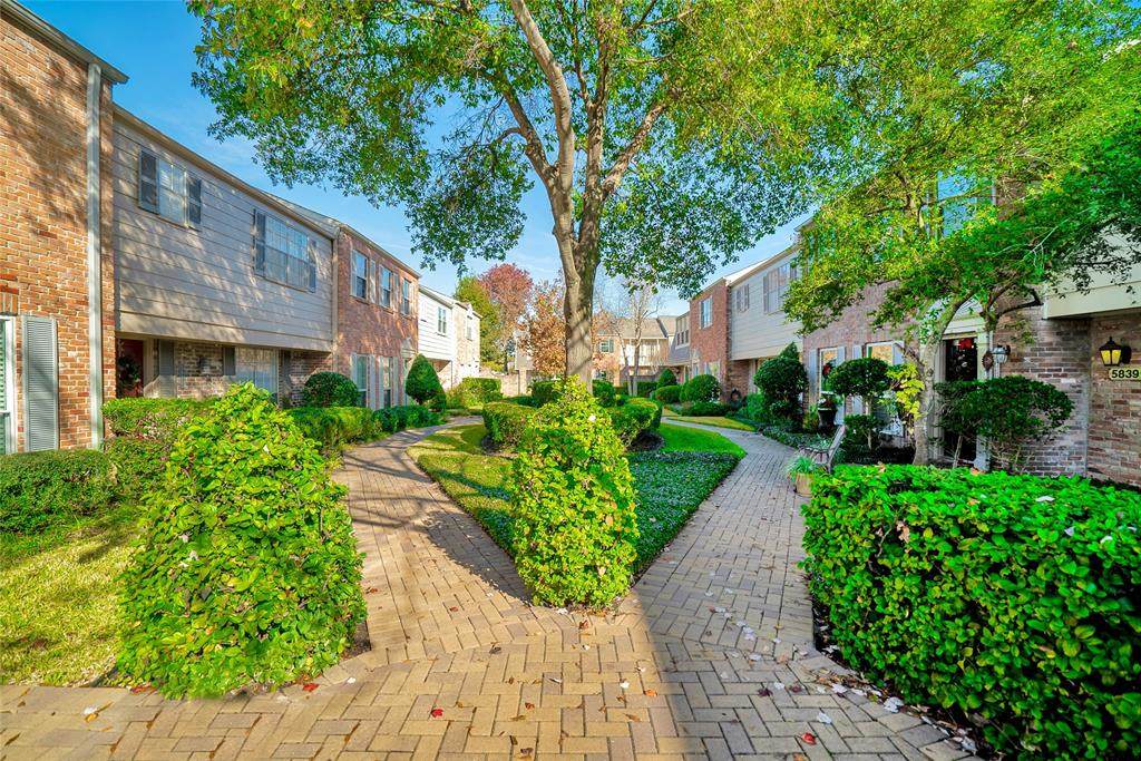 5851 Doliver Drive - Photo 1