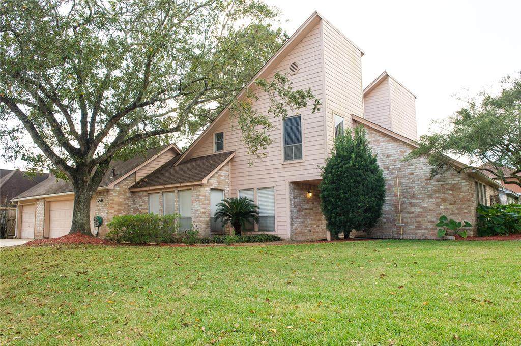 10319 Summerhill Drive - Photo 1
