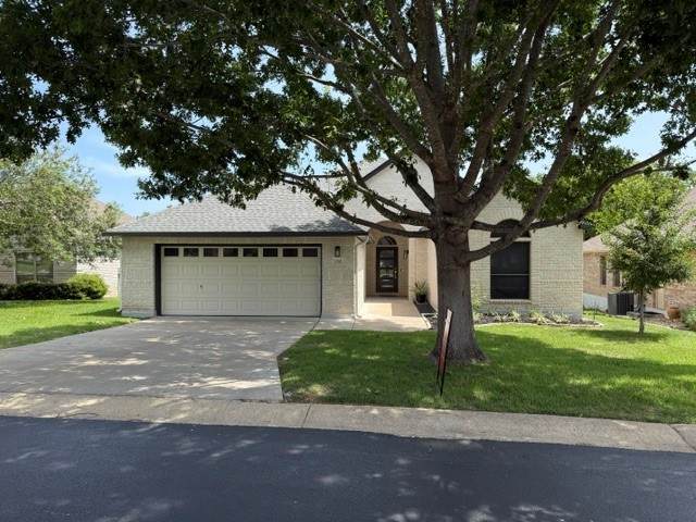 130 Creekview Drive - Photo 1