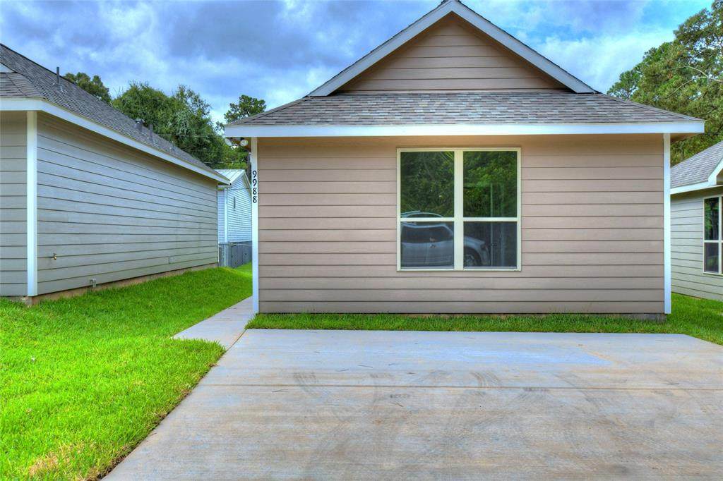 12041 Nellwood - Photo 1
