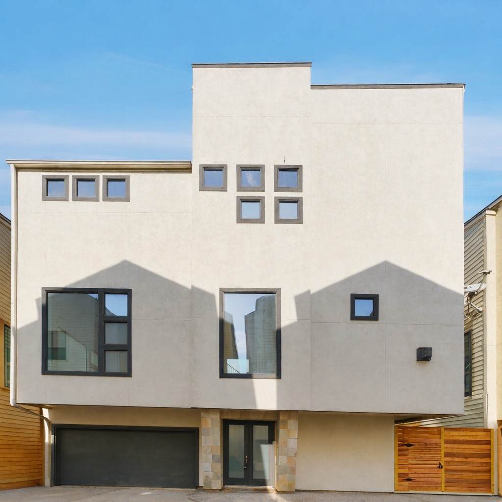 906 Reinerman Street - Photo 1