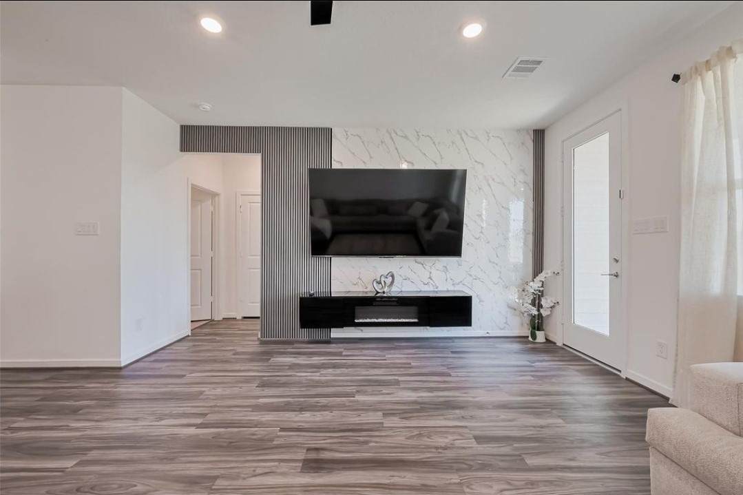 21611 Shadowbrook Birch Drive - Photo 1