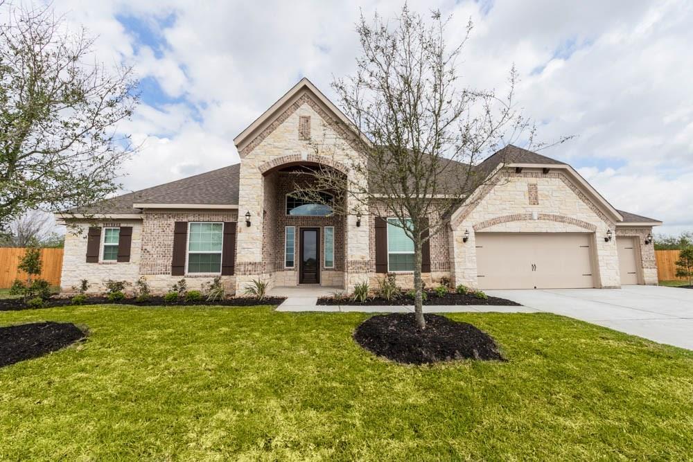2719 Emerald Pines Drive - Photo 1