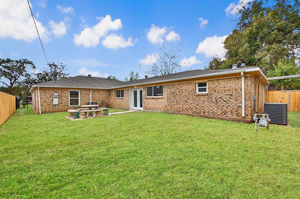 8535 Northton Street - Photo 1