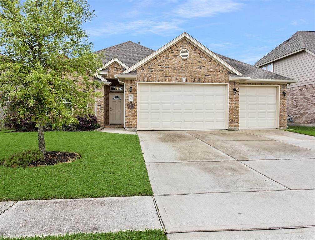 32011 Steven Springs Drive - Photo 1