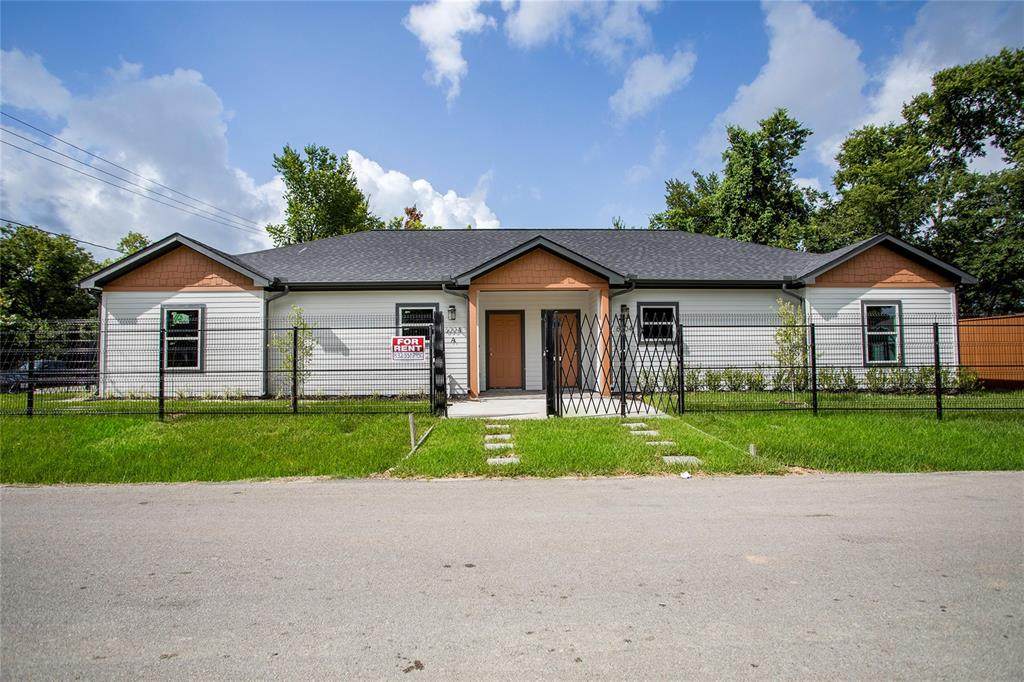 6004 England Street - Photo 1