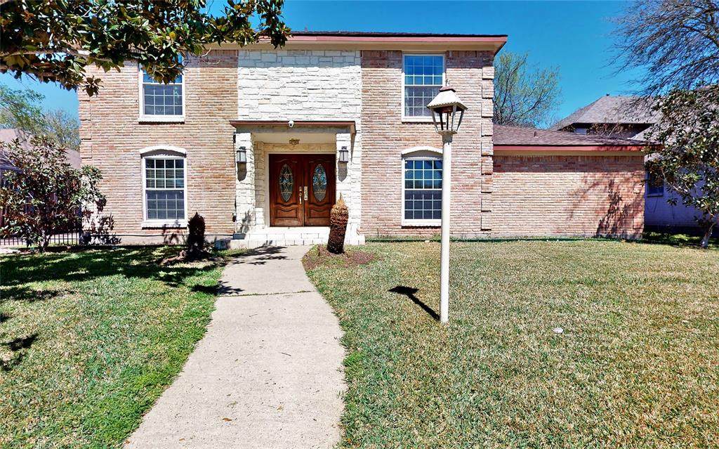 7914 Oakington Drive - Photo 1