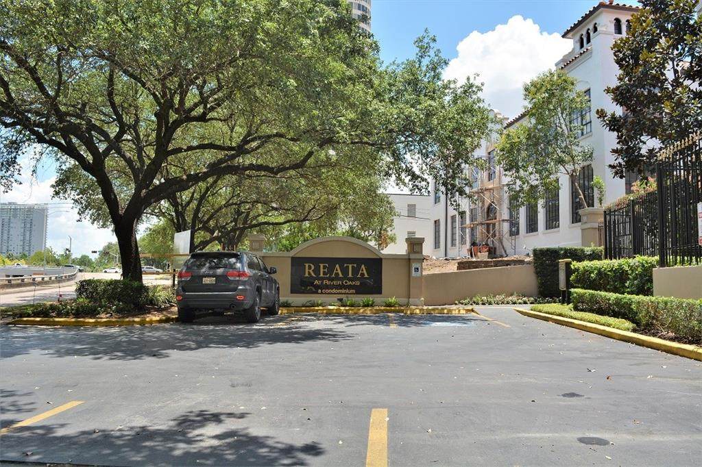 3231 Allen Parkway - Photo 1
