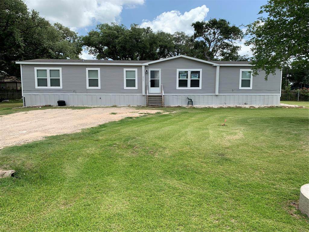 2902 Duncan Drive - Photo 1