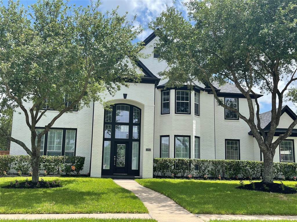11802 Crescent Bluff Drive - Photo 1