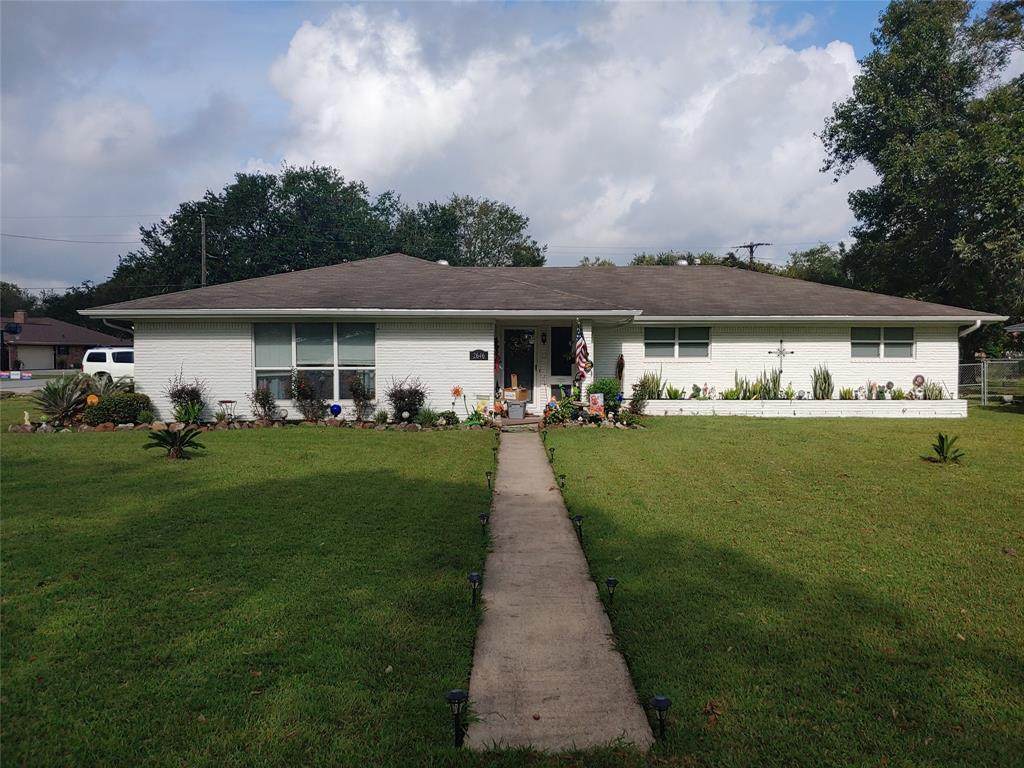 2646 15th St - Photo 1