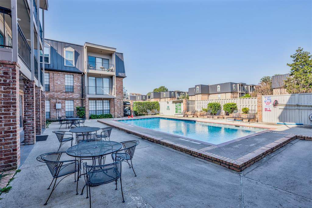 2400 Braeswood Boulevard - Photo 1