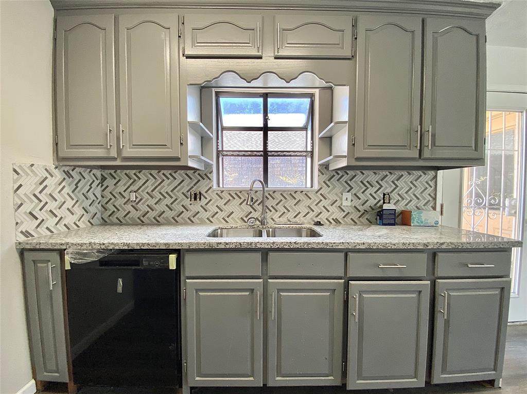 6410 Briar Bayou Drive - Photo 1
