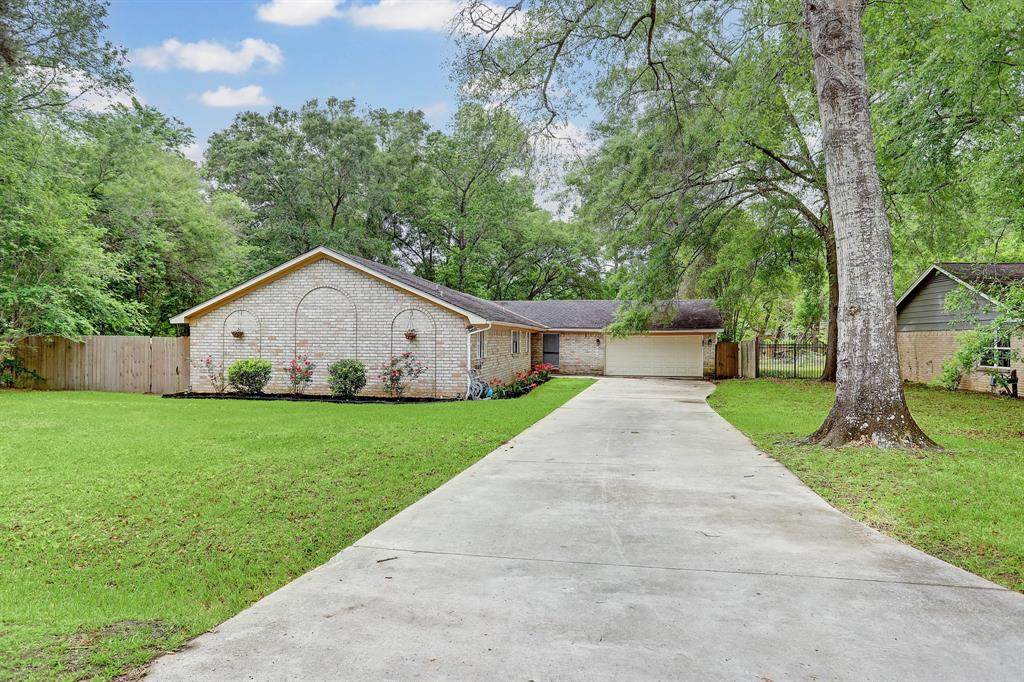 816 Glen Hollow Drive - Photo 1