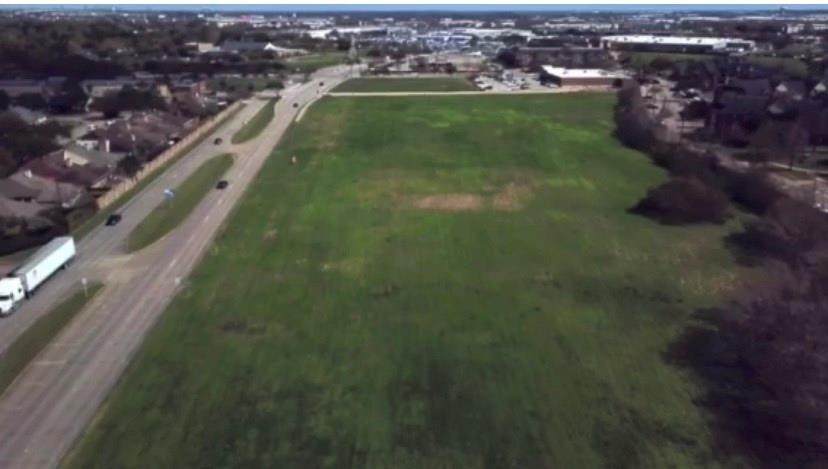 11709 Airport Boulevard - Photo 1